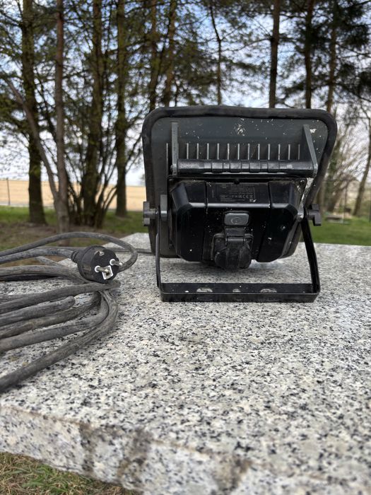 BRENNENSTUHL / 30W / IP54 / 2650lm