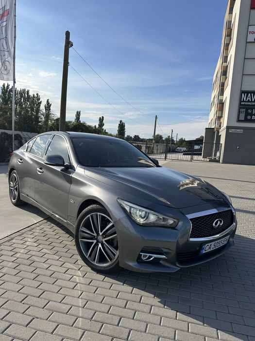Infiniti q50 2,2d