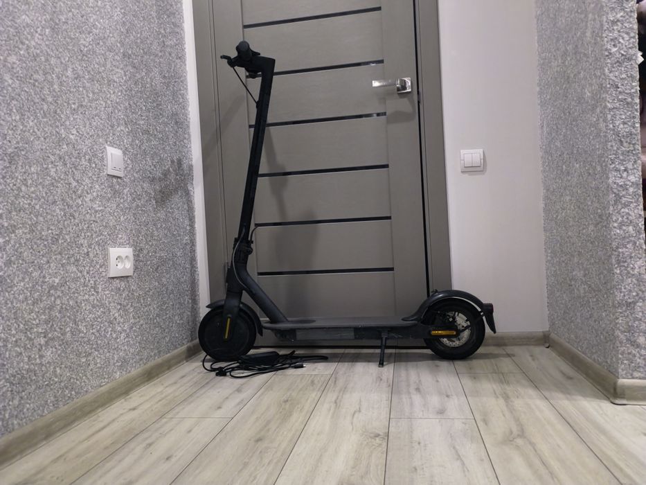 Електросамокат xiaomi mi