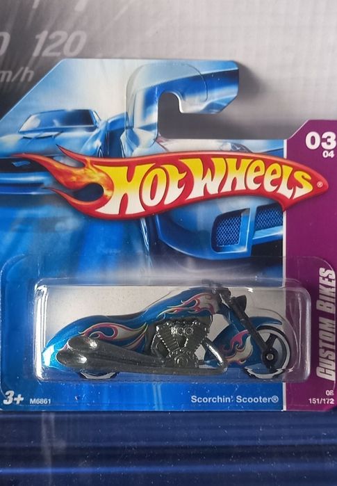 Conjunto 4 - scorchin scooter hot wheels