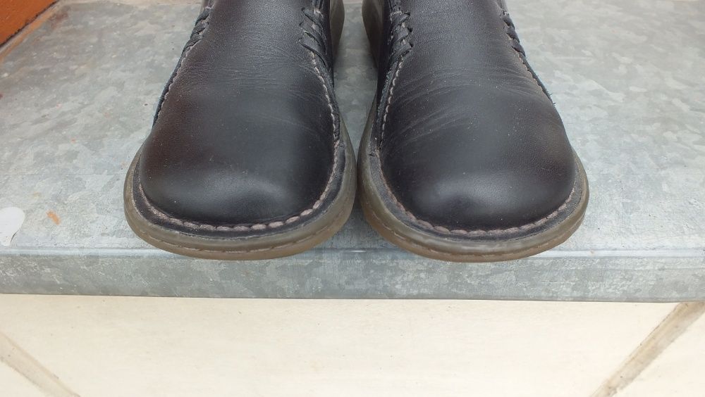 super buty skóra marki dr Martens roz 39