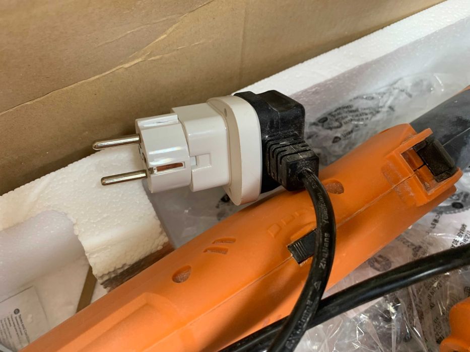 Evolution R225DWS Szlifierka teleskopowa żyrafa do gipsu 710W światła LED
