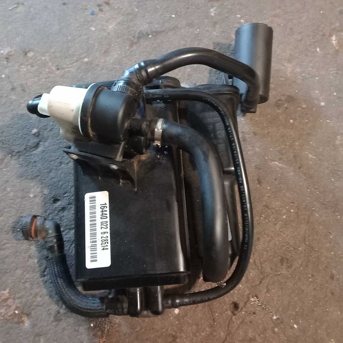 BMW E70 X5 E71 obudowa filtr węglowy 3.0 Si 4.8i