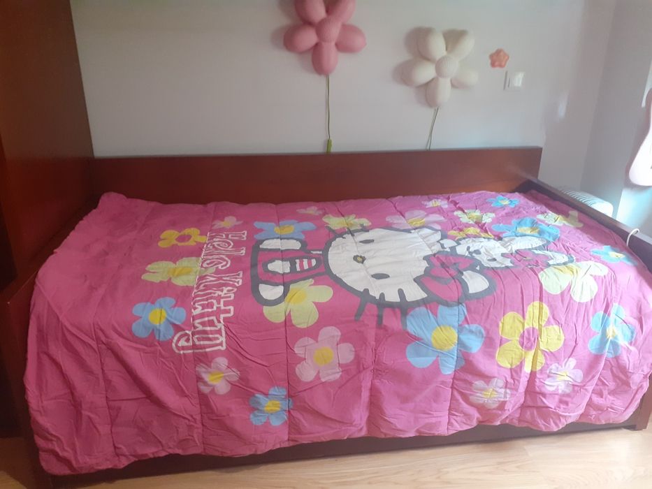 Edredon de cama individual da hello kitty