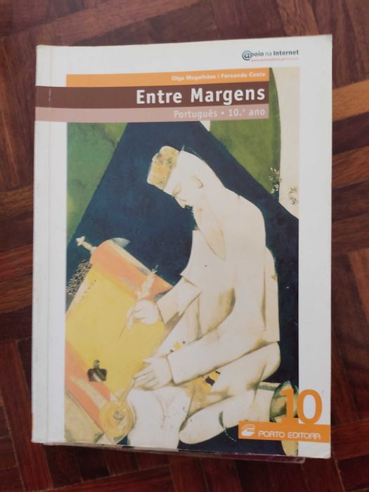 Livros escolares de diferentes anos de ensino e disciplinas