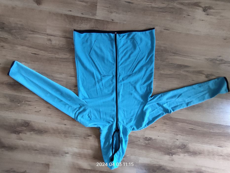 Męska bluza z kapturem