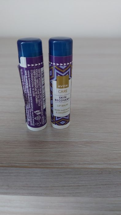 Balsam do ust Avon Care