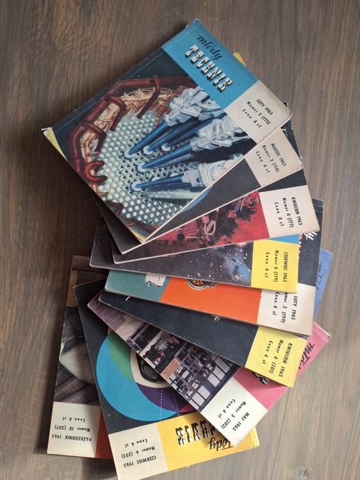 Młody Technik z roku 1963/4 numerów i z roku 1965/5 numery.