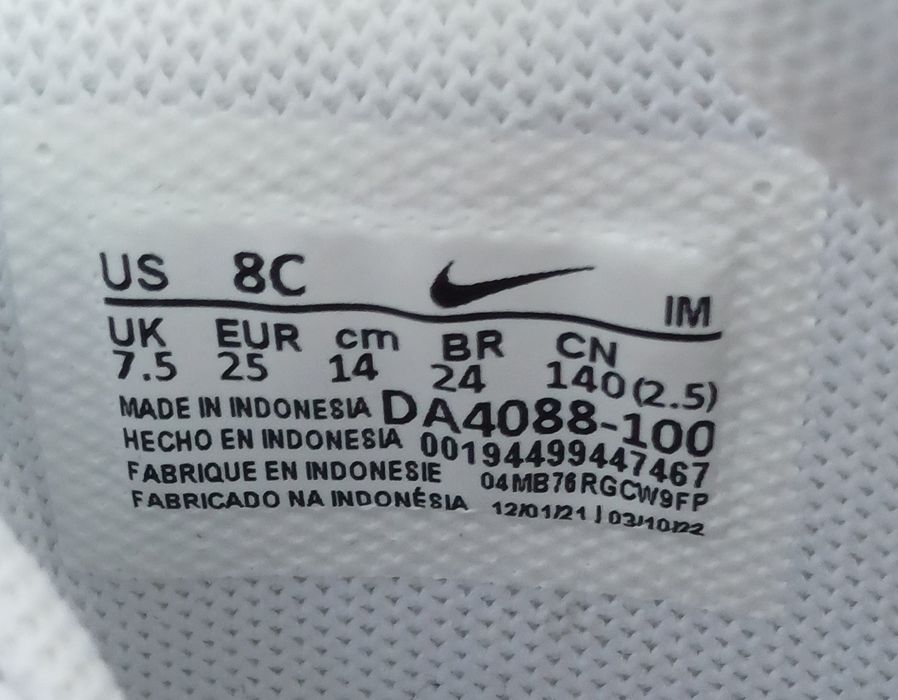 Nike Blazer Mid дитячі демі хайтопи високі кросівки білі кеди НОВІ 24-25р