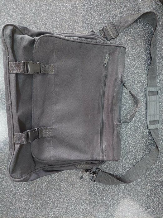 Laptop case423918098187571202