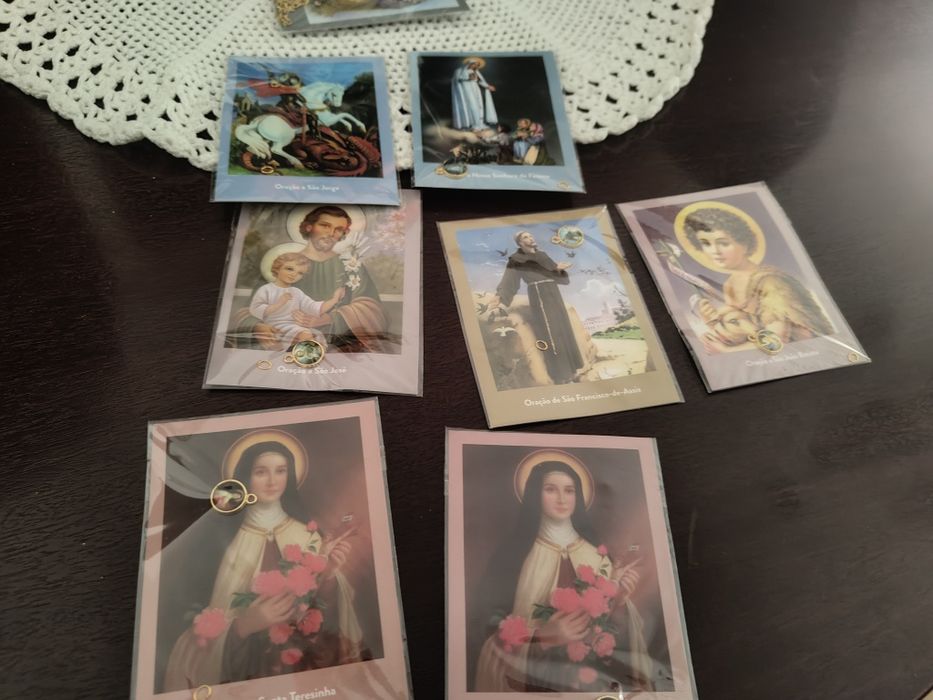 Vendo colar que dá para personalizar com os seguintes pendentes