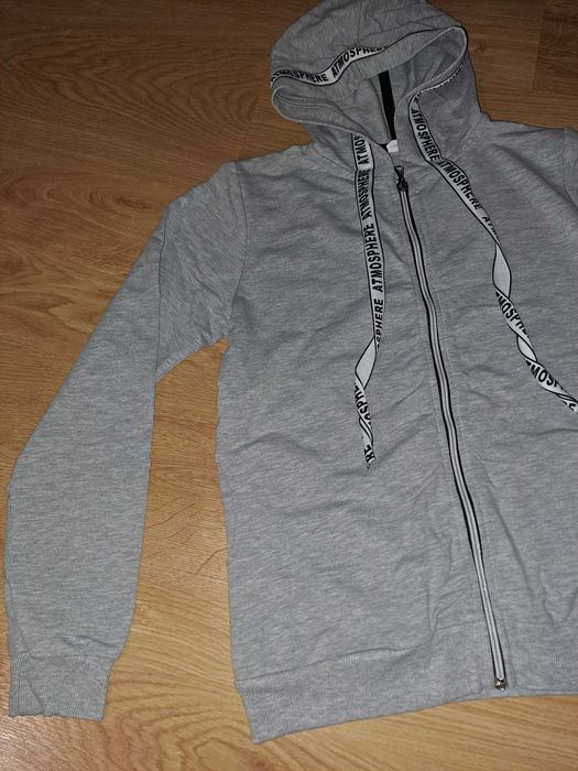 Bluza dziewczęca z kapturem Carmen / rozmiar 158 cm