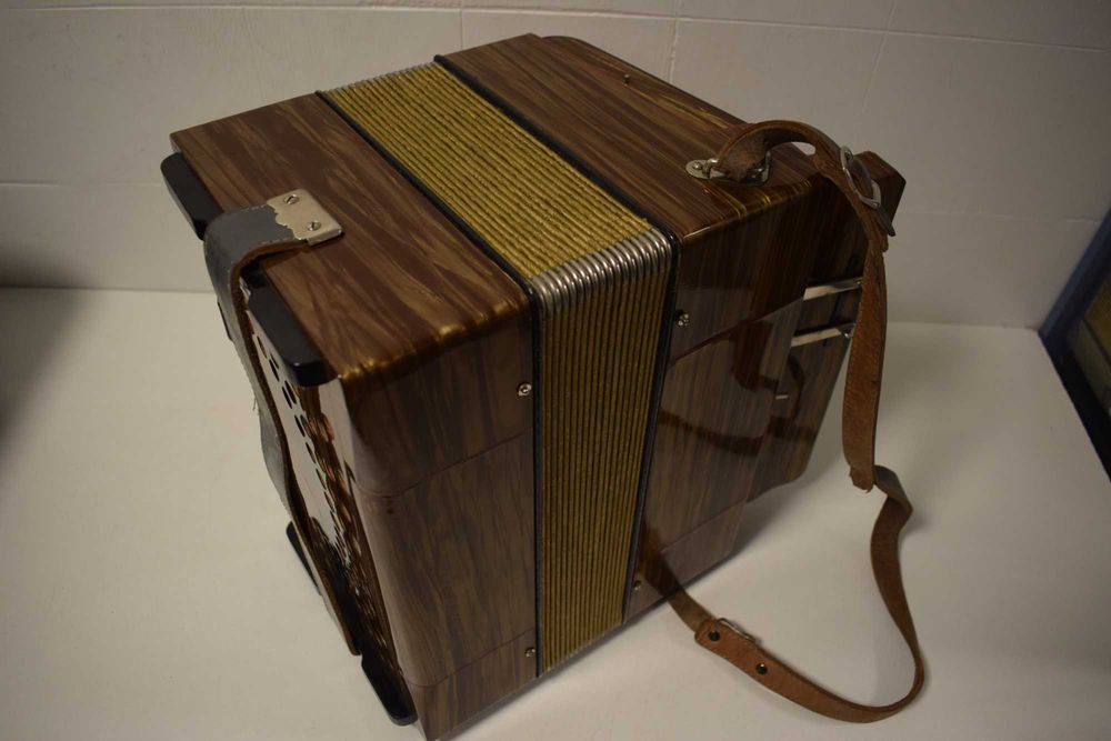 Concertina L. Organola 3 Voz Tonalidade La.  N 76