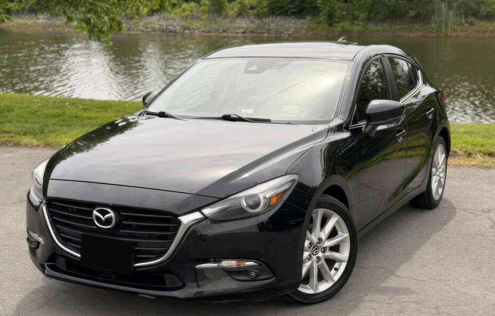 Mazda 3      2016