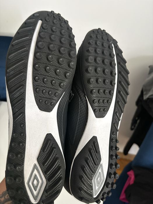 Buty turfy piłkarskie męskie polecam