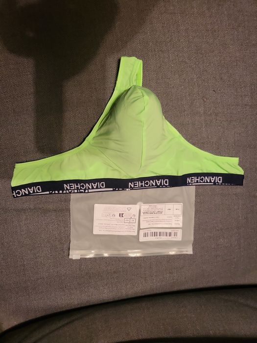 Super wygodne seksi stringi z kieszonką