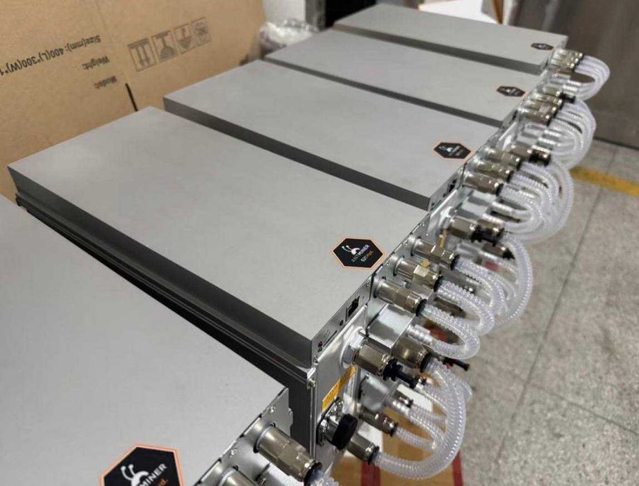 Asic-майнер Bitmain Antminer S21 XP Hyd 473 Th/s / 13$ у день ( валовий дохід )