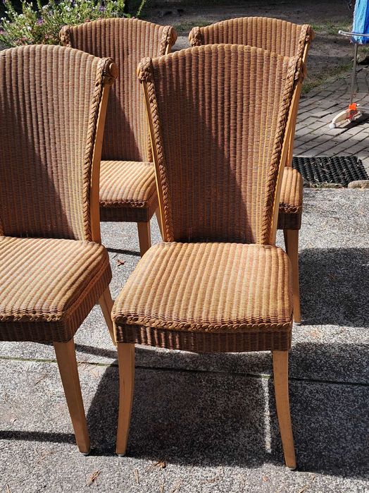 sprzedam krzesla ratanowe firmy LOOM
