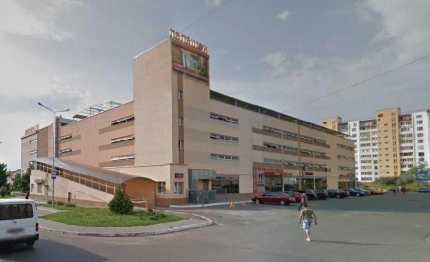 Паркоместо в крытом паркинге