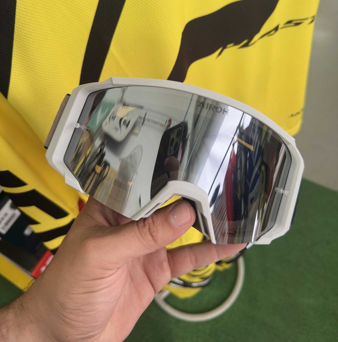 Óculos Airoh Blast XR1 V/Cores
