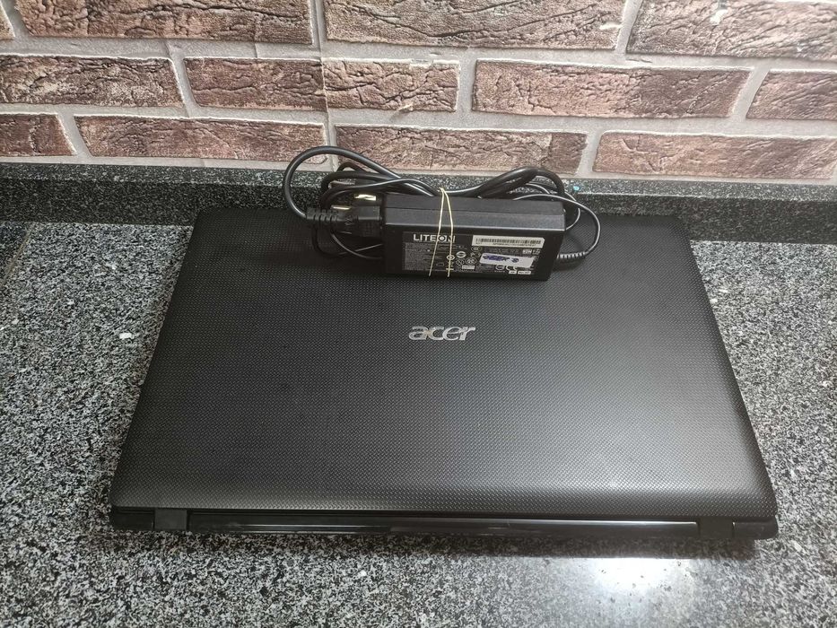 Acer Aspire 7741 core i3 RAM 4gb SSD 128gb 17 polegadas
