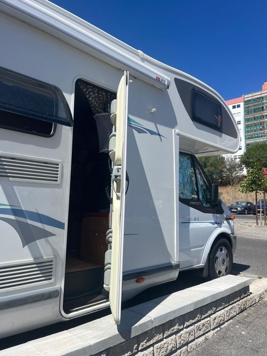 Autocaravana Challenger Genesis 43 de 6 lugares