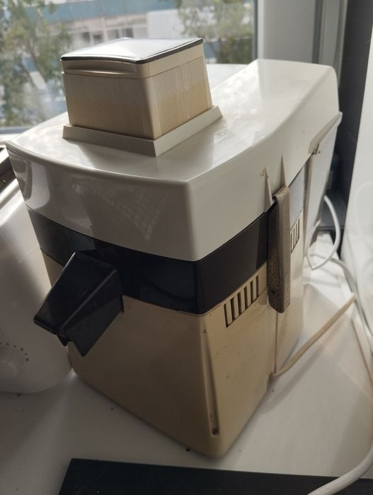 Máquina de sumos Moulinex