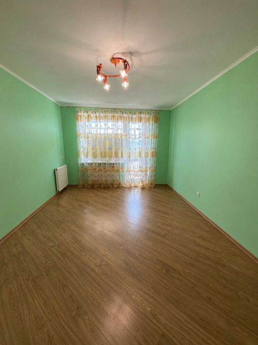 Продам 4к квартиру у м. Шаргород 8205