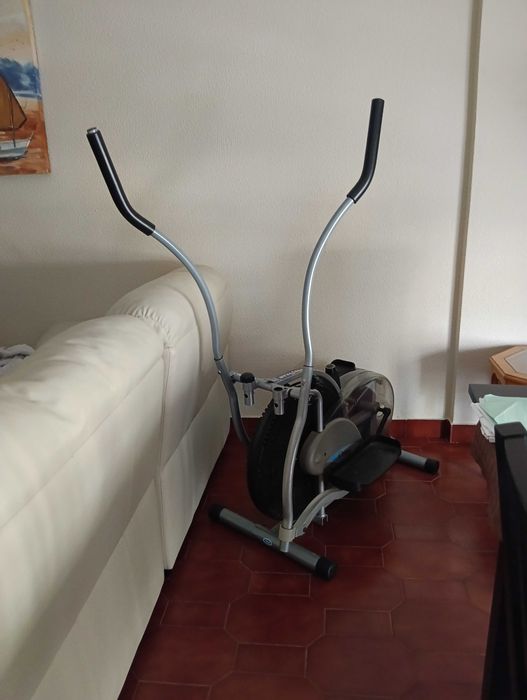 Elliptical Machine458255575119319042