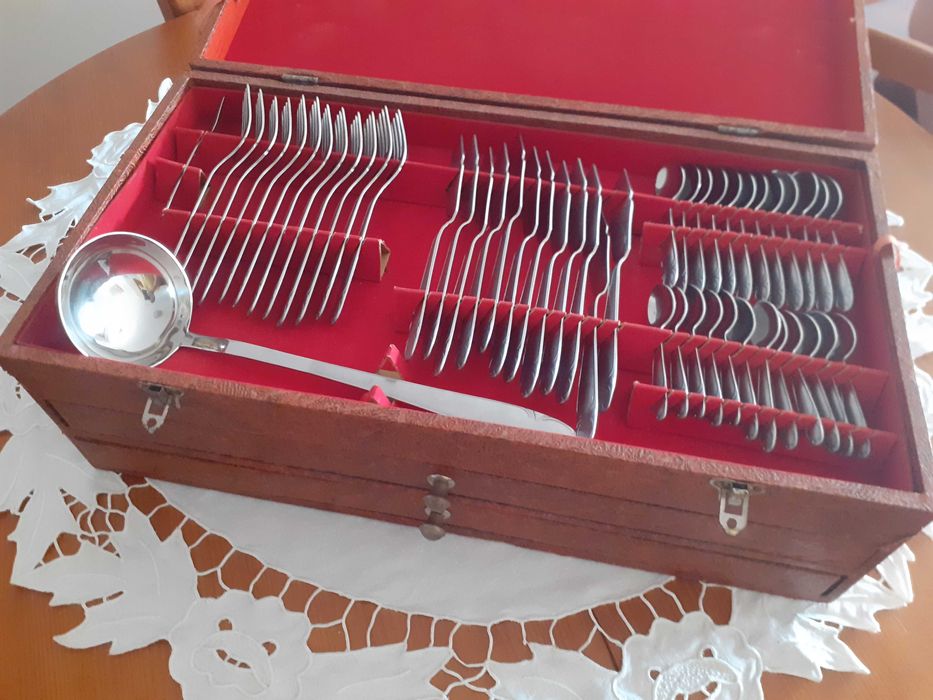 Vendo faqueiro em aço inox