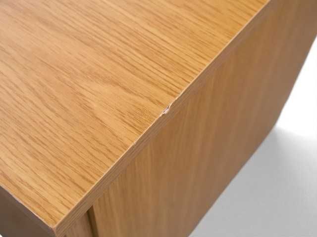 Oak-Style Nightstand – With Defect64409173102209122