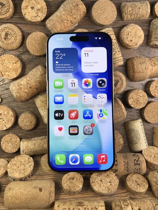 Apple iPhone 16 Pro 128Gb Desert Titanium. Стан нового телефону!
