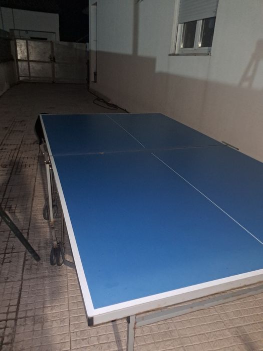 Mesa Ping Pong Exterior