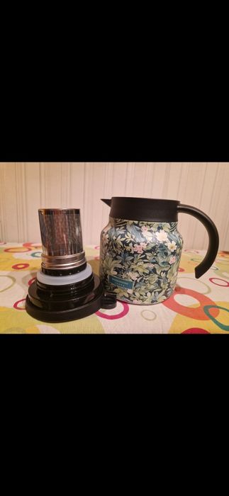 Termos nowy z zaparzaczem