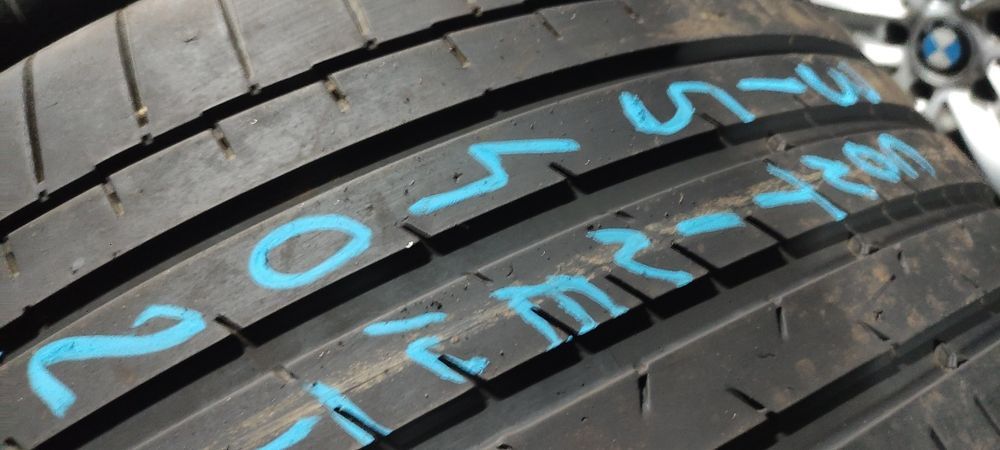 Pneus 275/45/21 e 315/40/21 continental semi novos
