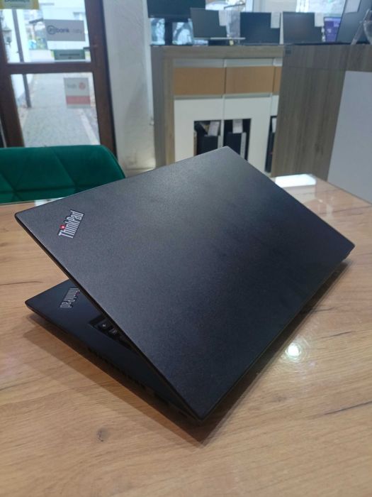 Lenovo ThinkPad X280 / Core i5 / Intel HD 620 / 8GB DDR4 #ELEMENTO