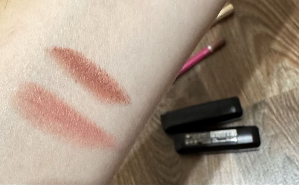 Сет помад + подарунок