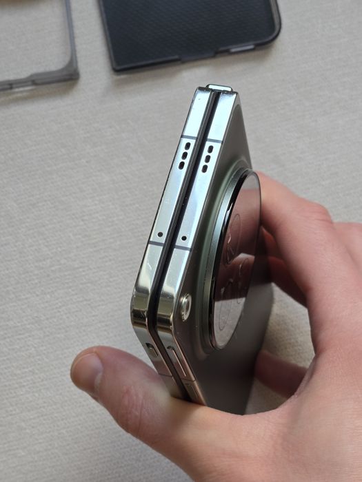 Продам Oneplus Open 16gb/512gb