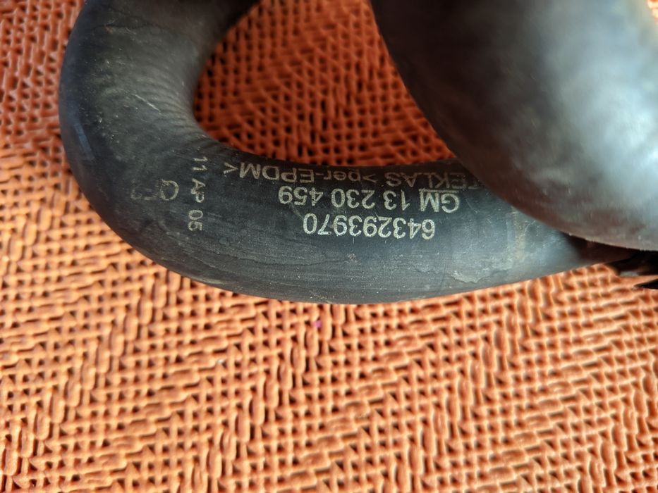 Патрубки пічки Opel Astra H Z19DT 1.9CDTI