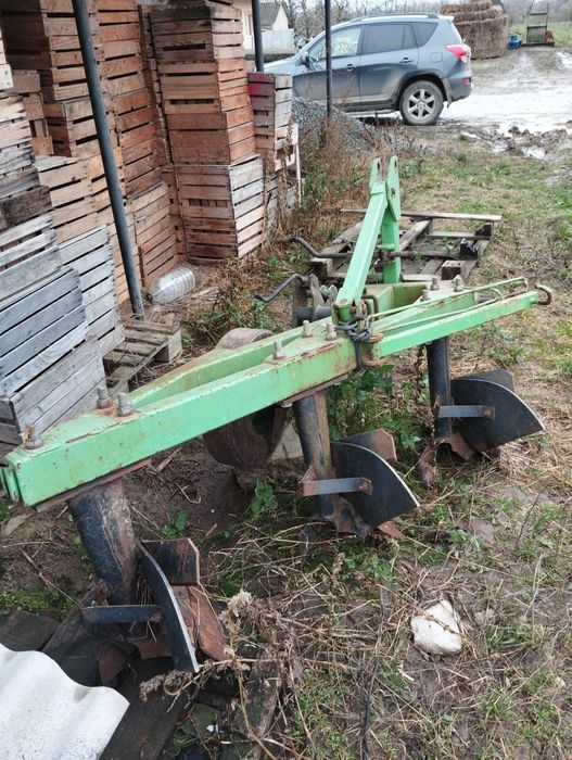 Плуг Бомет 3-25 польский