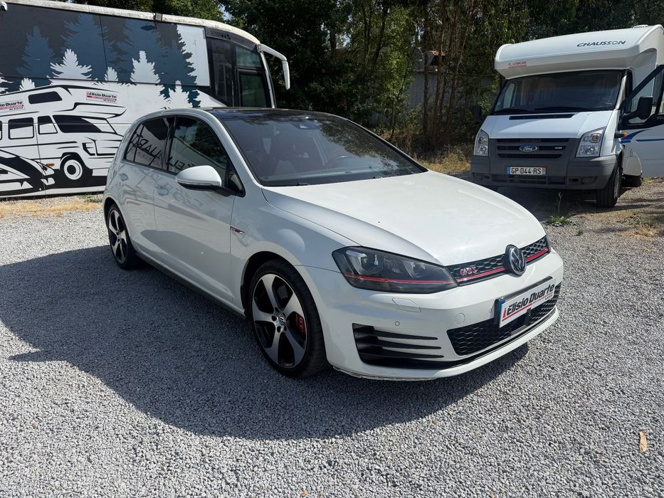 VW Golf GTI Performance BlueMotion DSG
