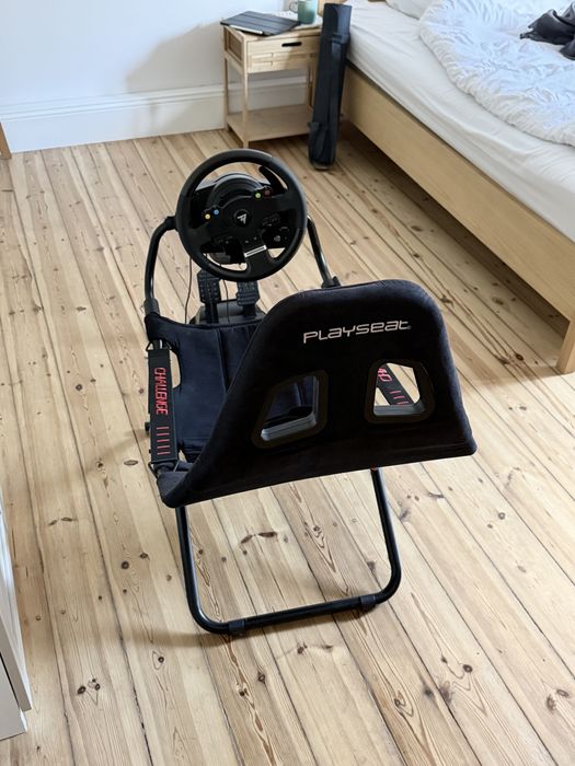 Playseat + Thrustmaster TMX