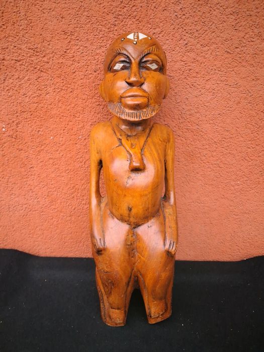 Afrykański Bożek z drewna egzotycznego Figura Afryka wys. 40 cm