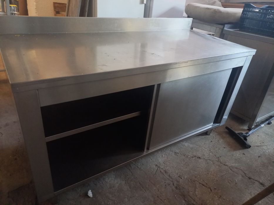 Bancada fechada inox