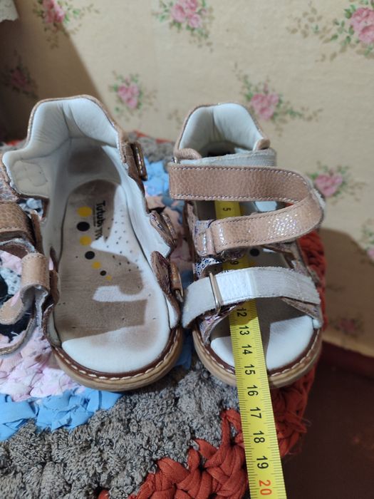 Дитячі босоніжки ортопедичні на дівчинку