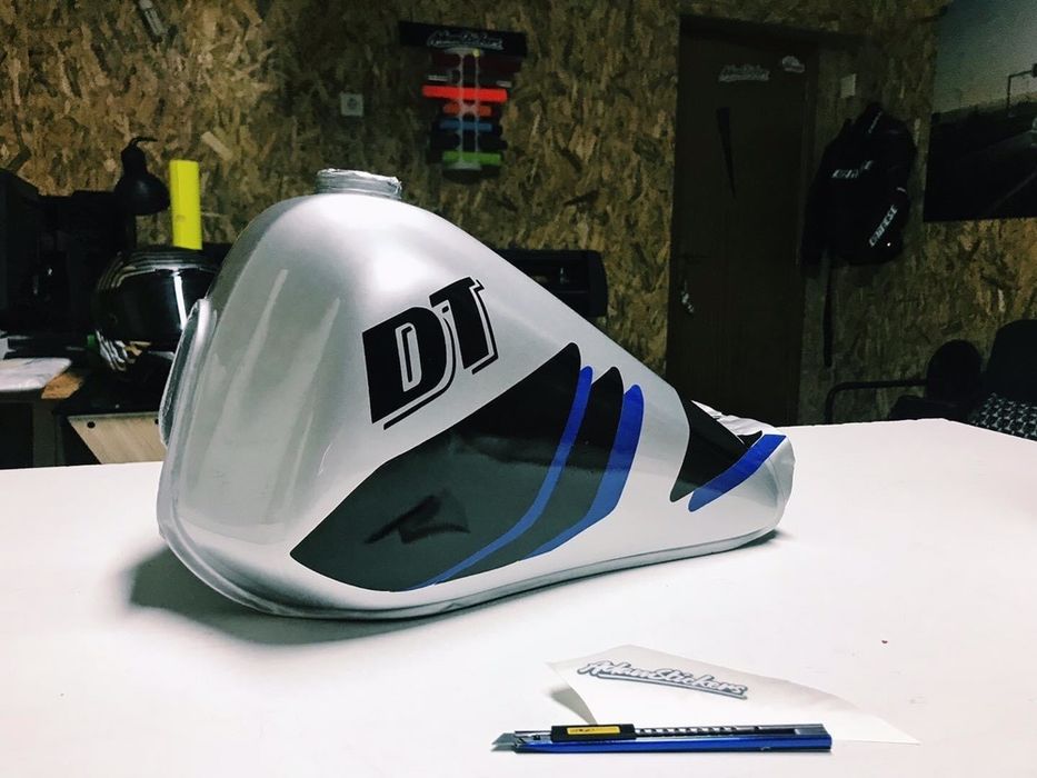 Autocolantes depósito Yamaha DT LC 50 | by Adamstickers