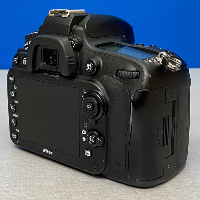 Nikon D610 (Corpo) - 24.3MP