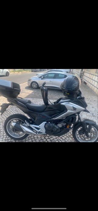 Vendo nc 750 mota exelente