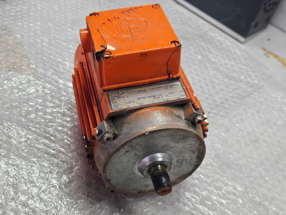 SCHUBERT Motoreduktor 4DF71C-4