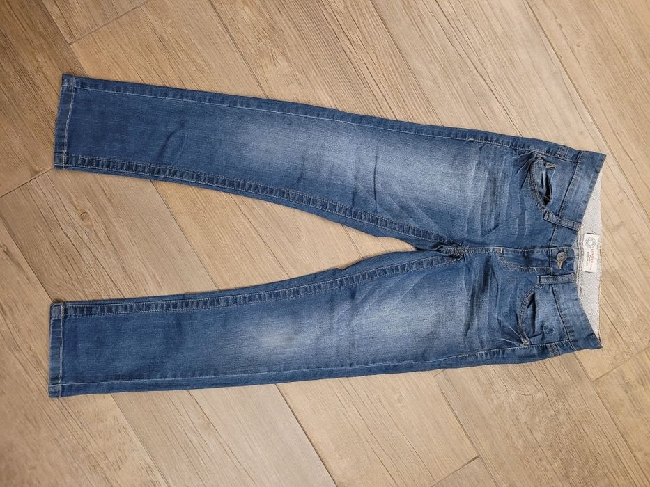 Nowe bez metki spodnie jeans s.Oliver rozm. 146